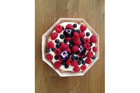 Kwiaty na deser? Współpraca cukierniczo-florystyczna